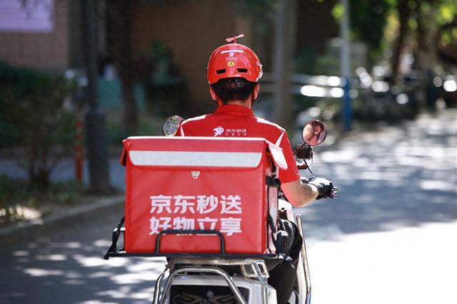 距破500万仅一周，京东外卖再宣布日单量破1000万