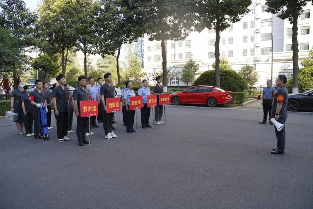 浉河区法院开展消防应急疏散演练