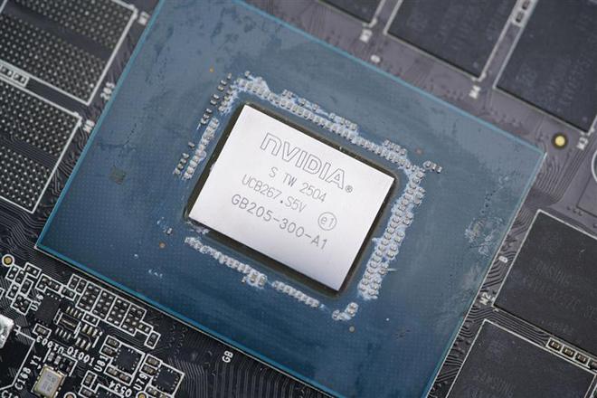 铭瑄RTX 5070 iCraft OC12G评测：第四代电竞之心超越黄氏刀法 性能完全释放