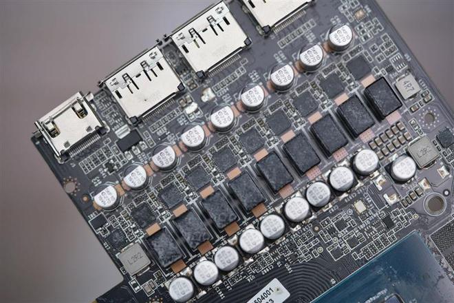 铭瑄RTX 5070 iCraft OC12G评测：第四代电竞之心超越黄氏刀法 性能完全释放