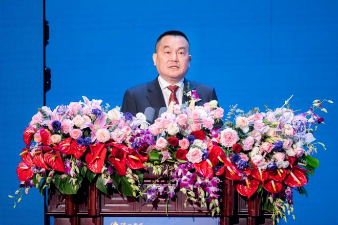 300亿泸州酒王，停货过坎