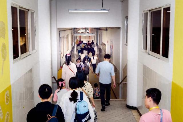 逛工厂比逛迪士尼还香？