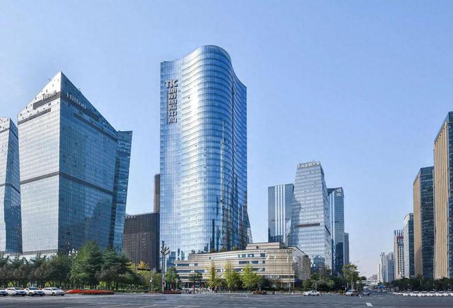 手握400亿元现金，四川硅王打出抗跌底牌