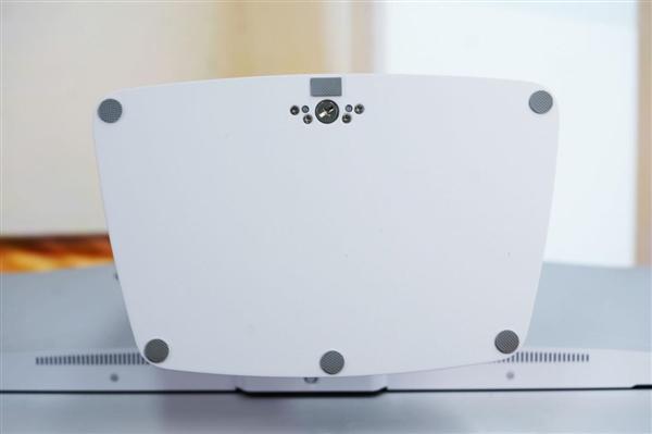 Mini LED屏/320Hz刷新率！微星MPG 274URDFW E16M显示器图赏