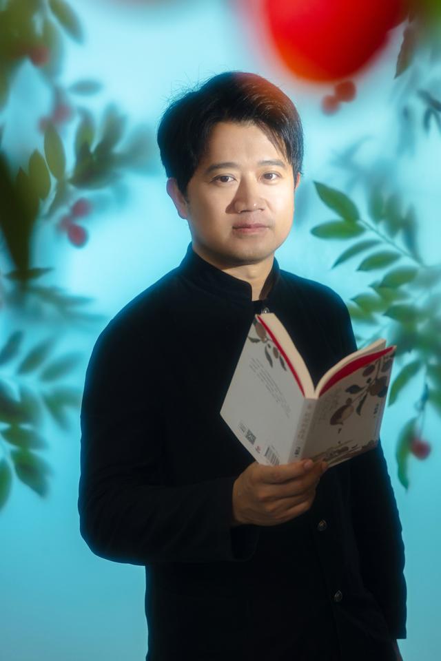 《长安的荔枝》凭啥赢得了打工人的共情？